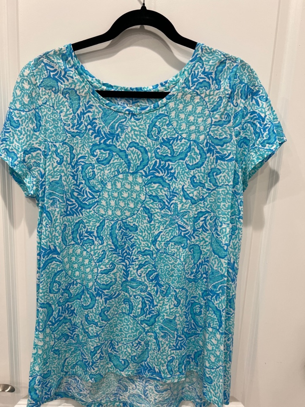 Lilly Pulitzer Short Sleeve Printed Tee in Blue and Aqua